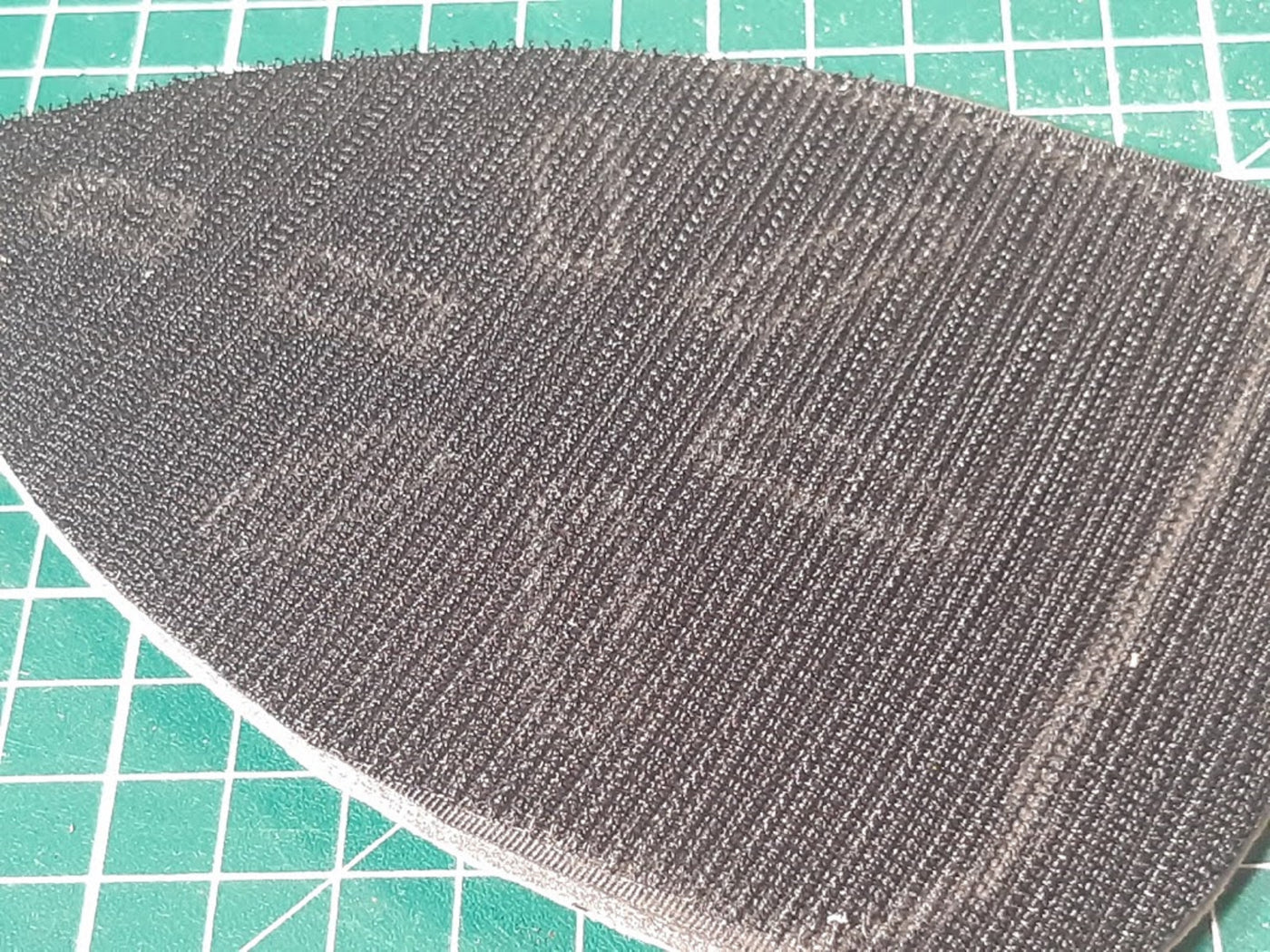6 x Replacement Hook Pads with 3mm foam backing for detail sanders and palm sanders