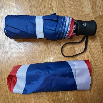 Travel umbrella with Union Jack design and push button automatic opening & closing